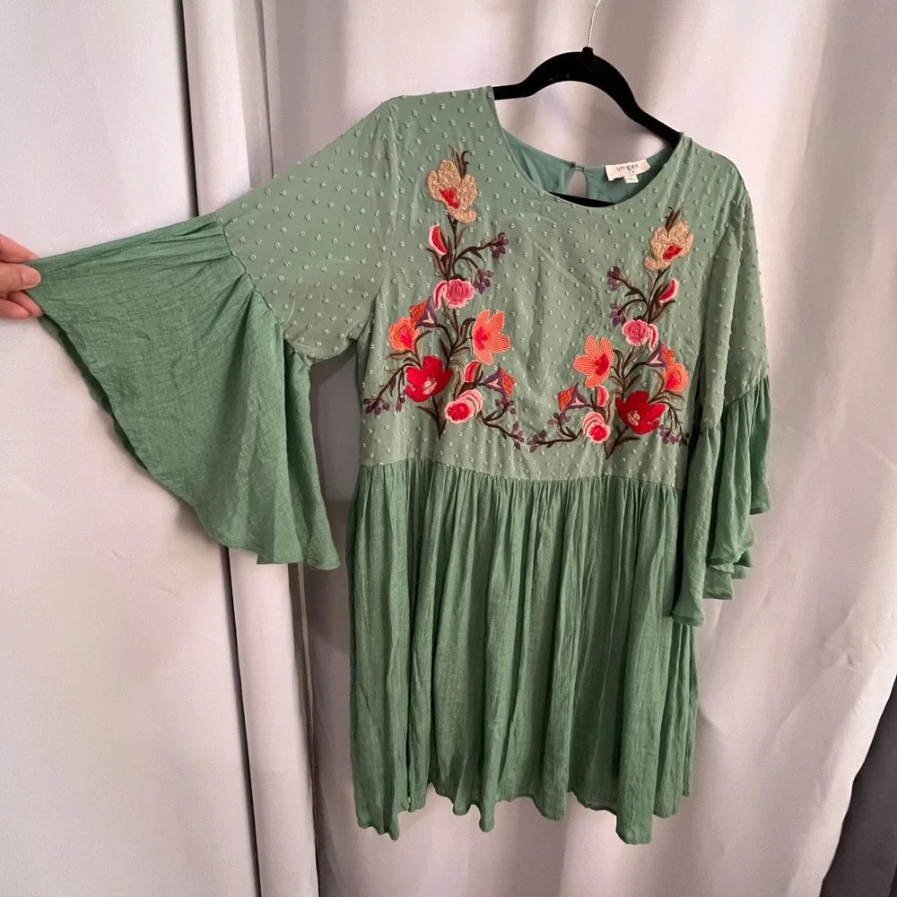 Umgee Floral Embroidered Mini Dress Tunic Womens Sz L Green Boho Garden Wedding - Picture 8 of 11